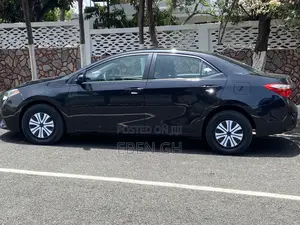 Toyota Corolla LE 4dr Sedan (1.8L 4cyl CVT) 2015 Black