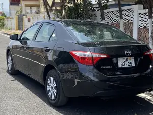 Toyota Corolla LE 4dr Sedan (1.8L 4cyl CVT) 2015 Black