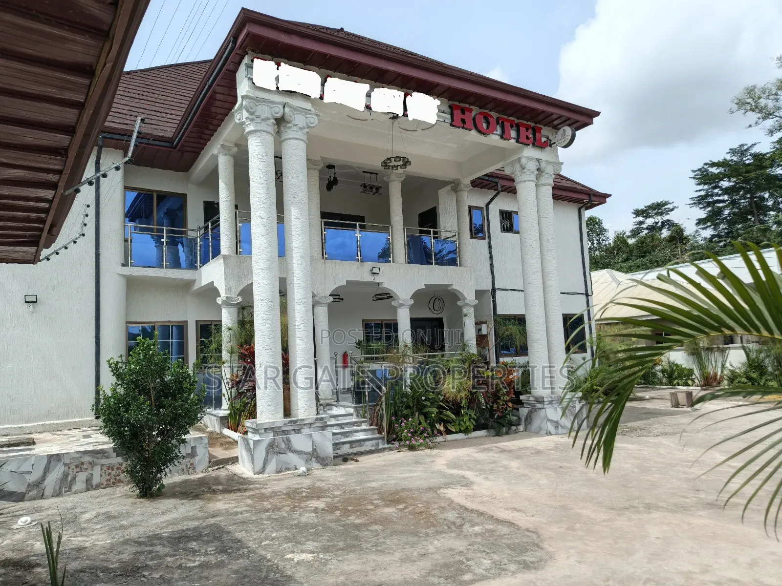 Hotel for Sale ( 16 Bedrooms) Kumasi.