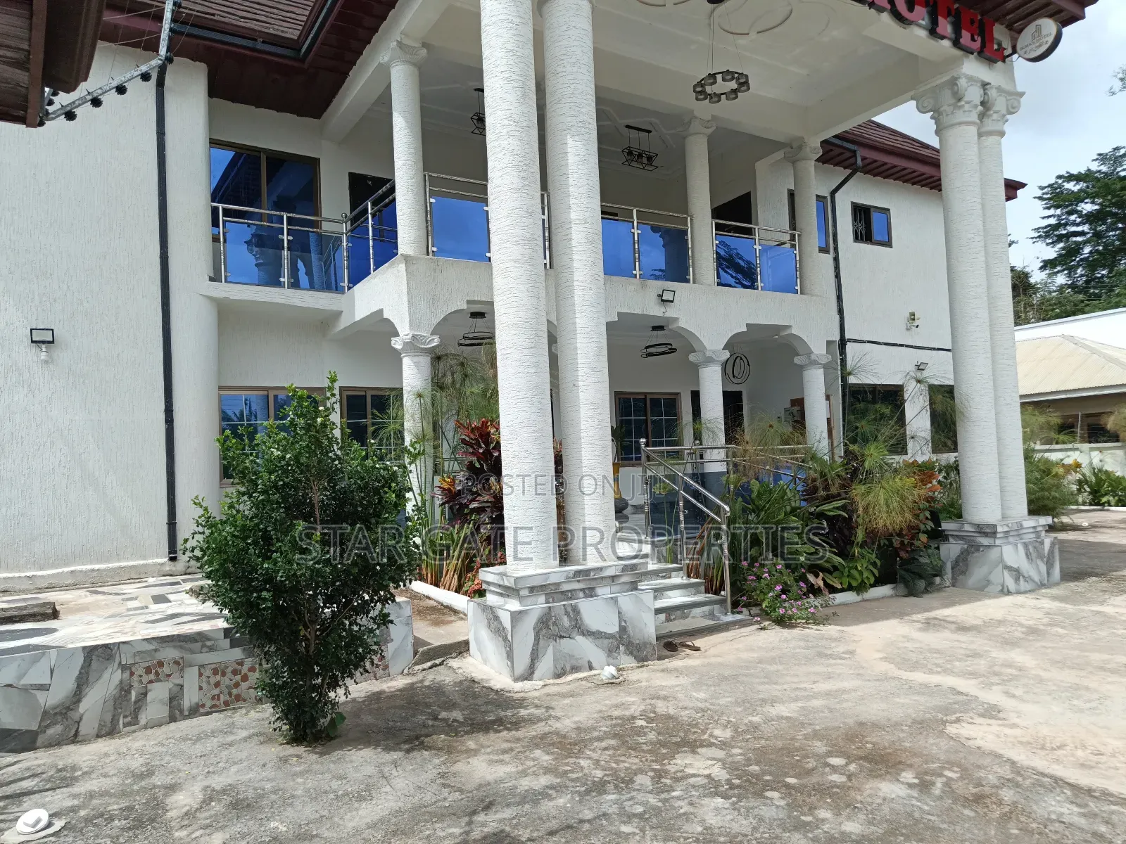 Hotel for Sale ( 16 Bedrooms) Kumasi.