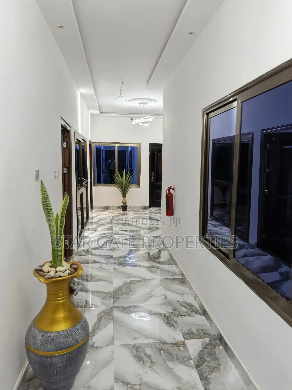 Hotel for Sale ( 16 Bedrooms) Kumasi.