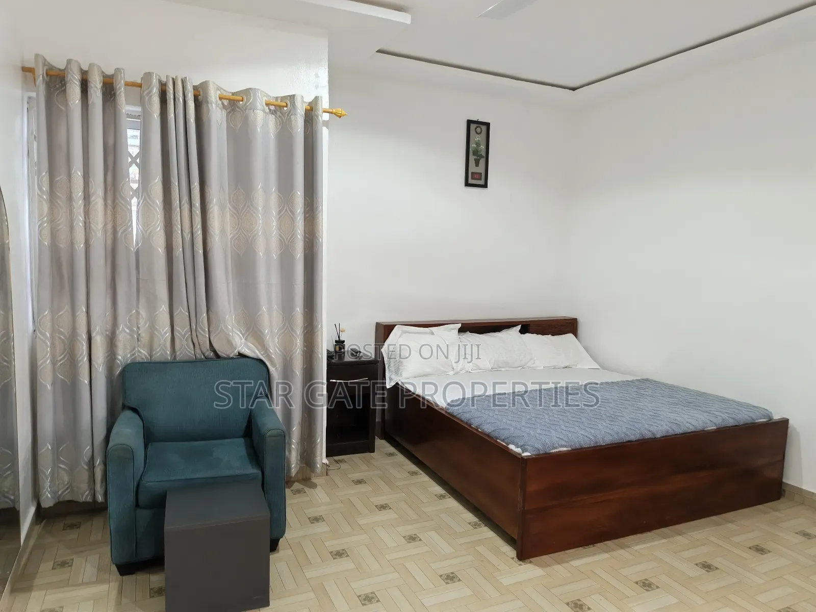 Hotel for Sale ( 17 Bedrooms ) Near Santasi.