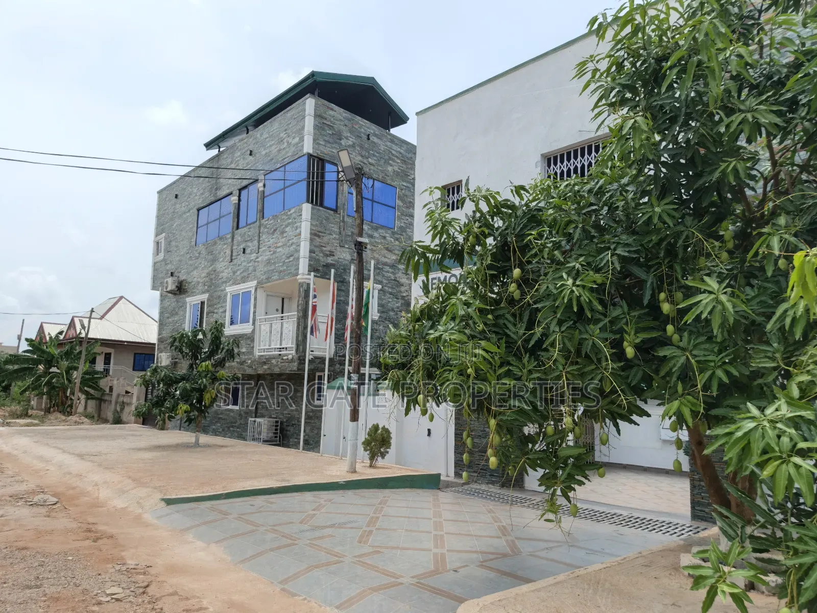 Hotel for Sale ( 17 Bedrooms ) Near Santasi.