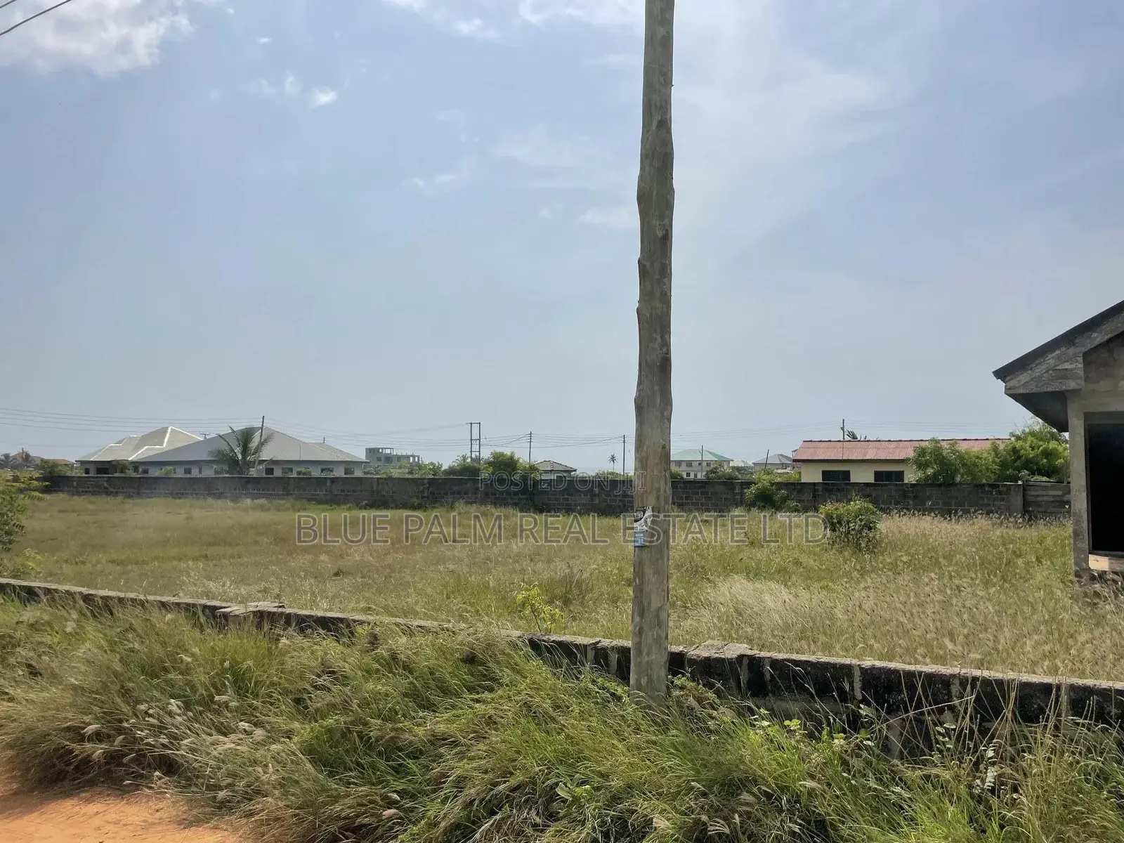 Land for Urgent Sale