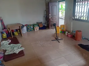 1bdrm Apartment in Estate Agency, Baatsona Total for rent