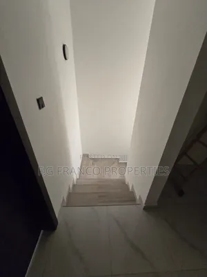 3bdrm House in Kg Franco Properties, Spintex for rent