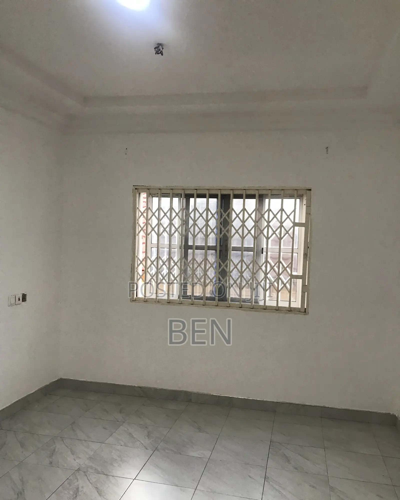 3bdrm Apartment in Tantra Yellow House, Ola Achool Area for rent