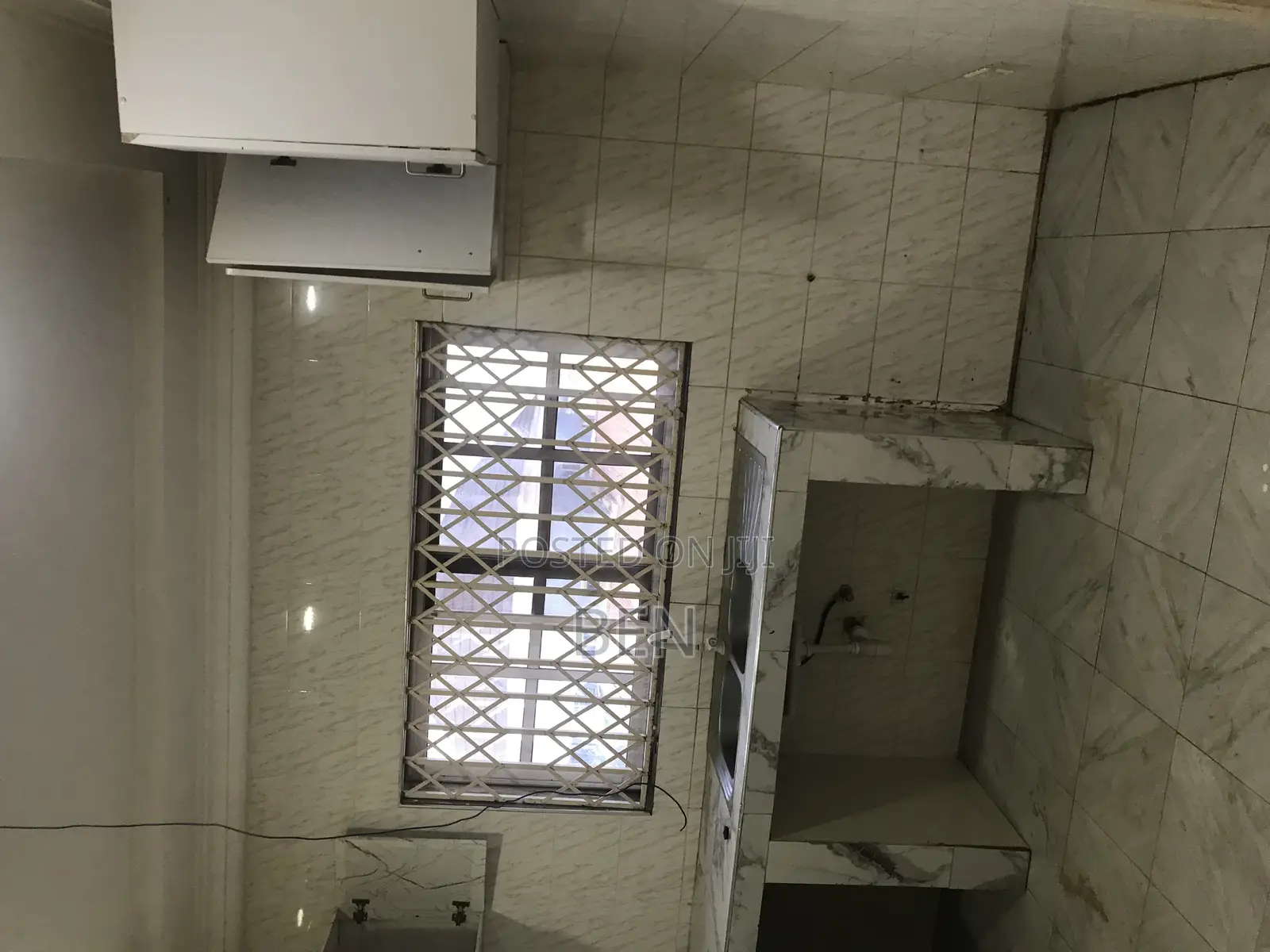 3bdrm Apartment in Tantra Yellow House, Ola Achool Area for rent