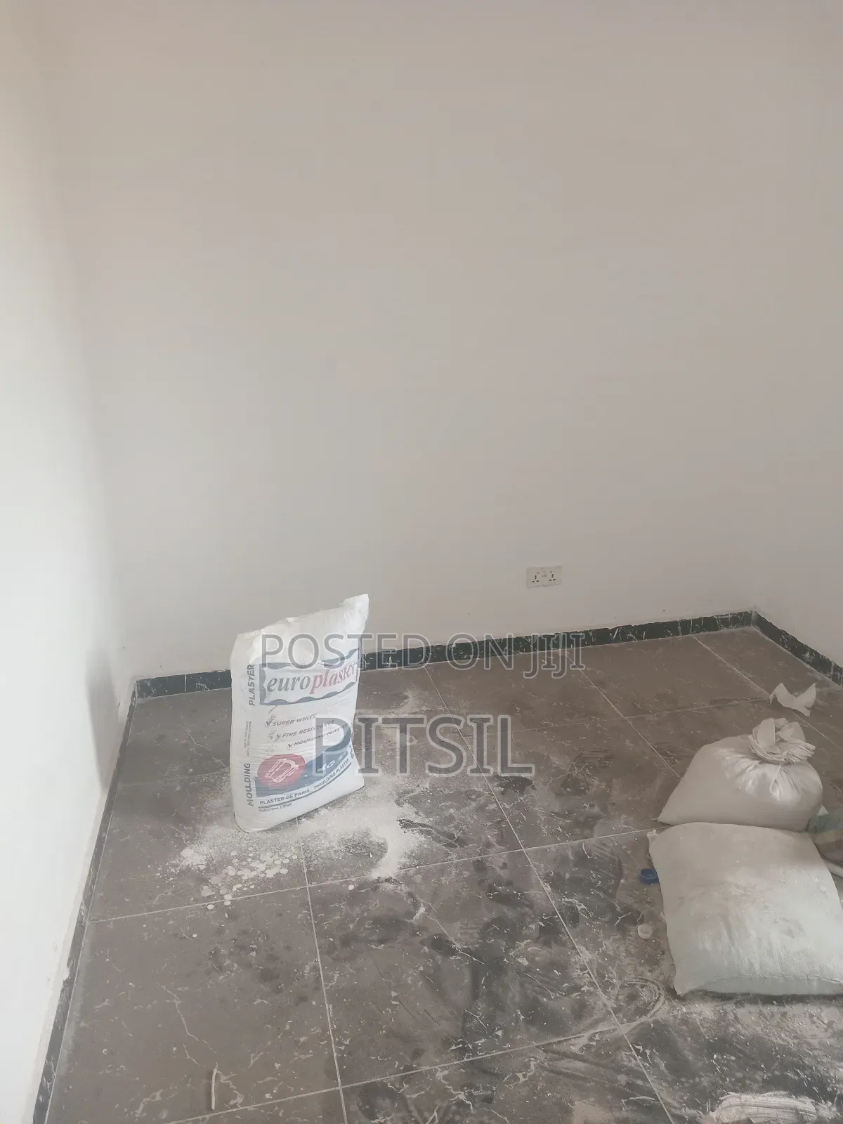 1bdrm Apartment in Palas Town, Anyaa, for rent