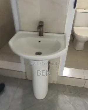 3bdrm Apartment in Tantra Yellow House, Ola Achool Area for rent