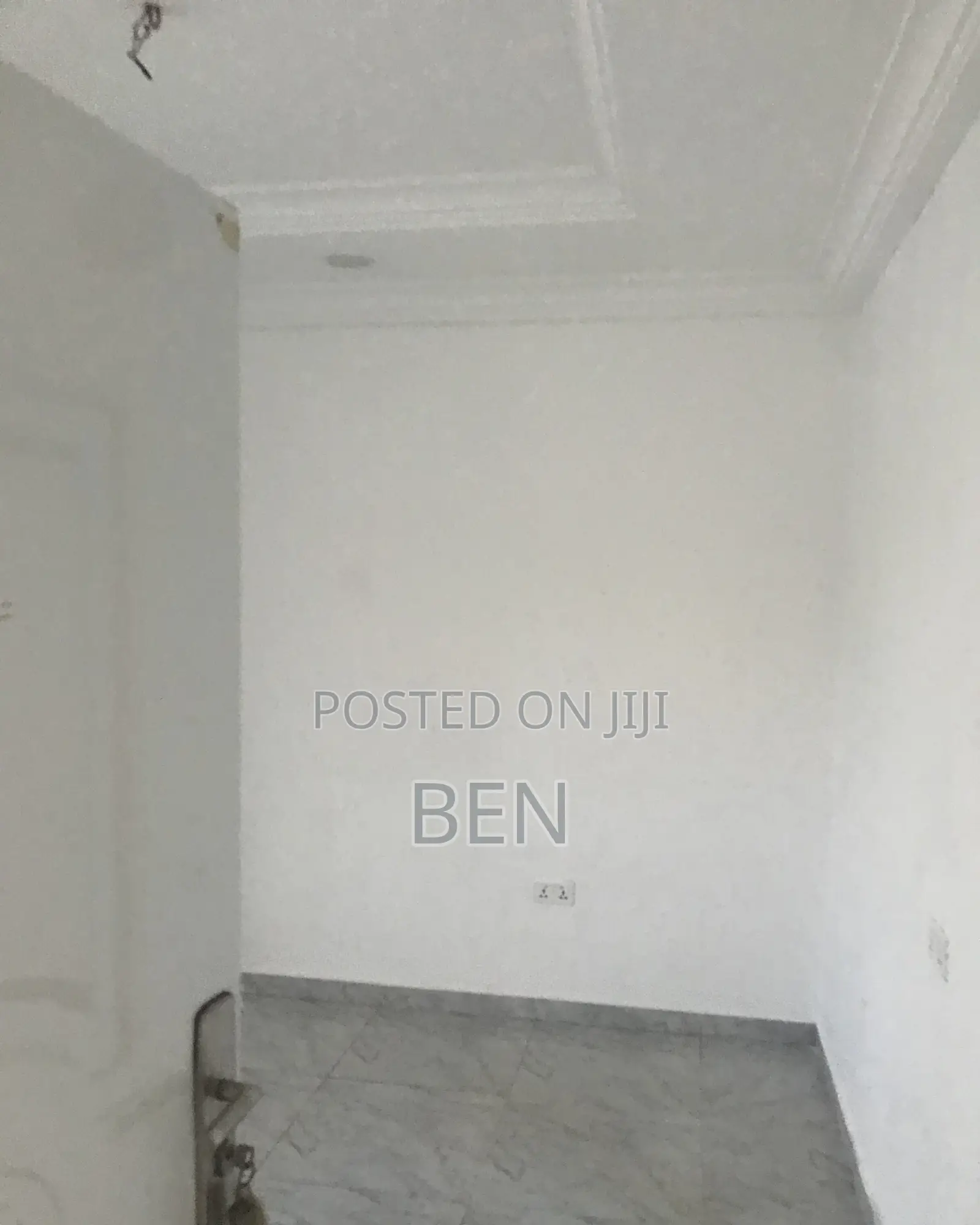 3bdrm Apartment in Tantra Yellow House, Ola Achool Area for rent