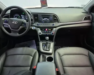 Hyundai Avante 2017 White