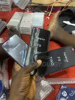 New Oppo F9 64 GB Black