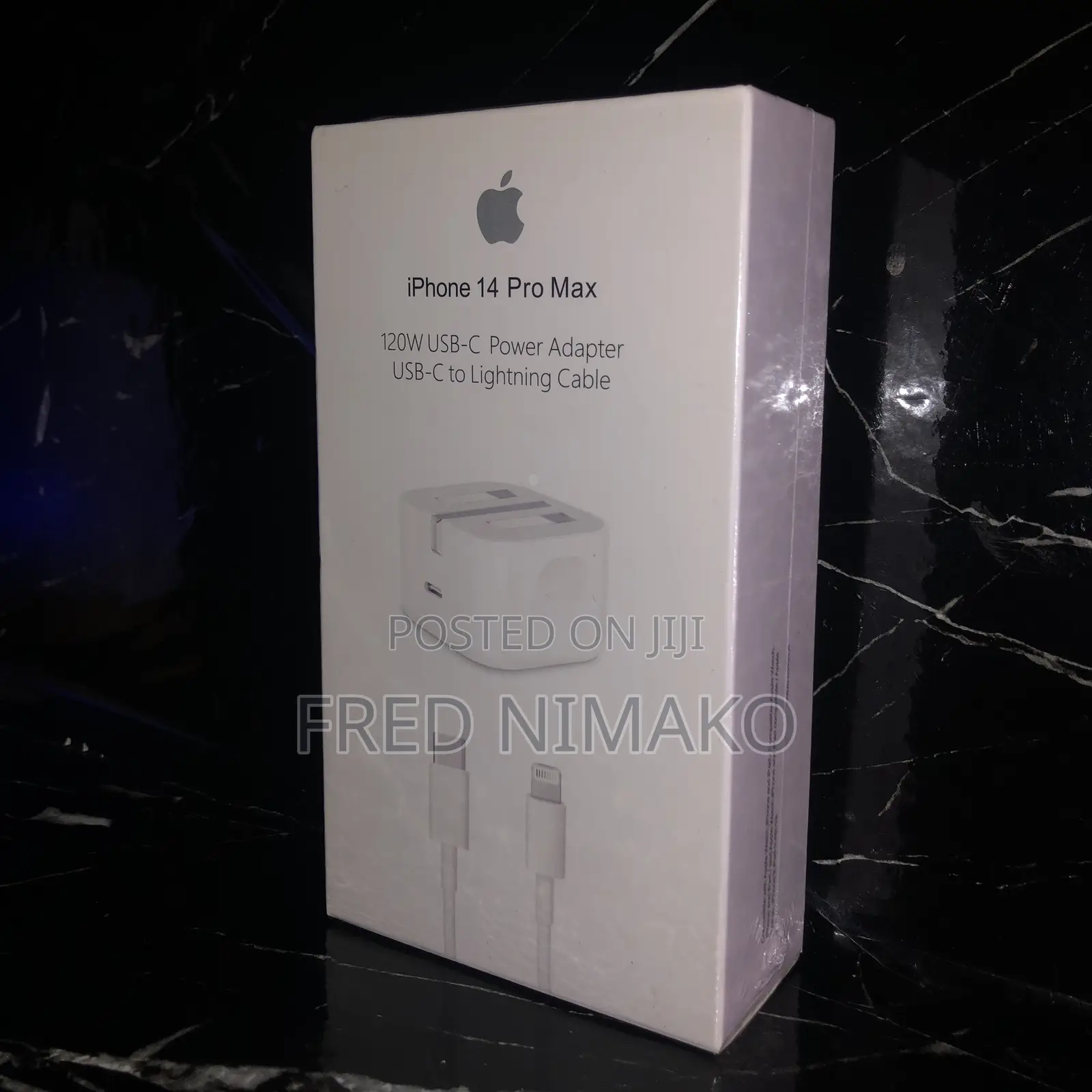 15 Watts Usb-C to iPhone Lightning Travel Charger With Foldable Pins