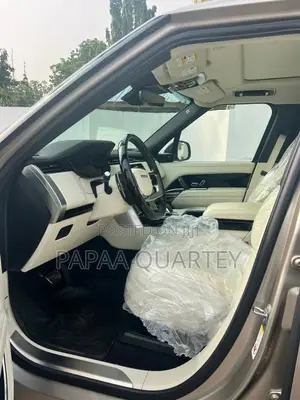 Land Rover Range Rover Autobiography 2024 Gold