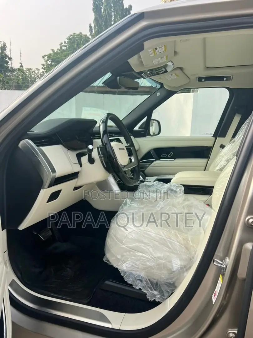 Land Rover Range Rover Autobiography 2024 Gold