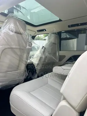 Land Rover Range Rover Autobiography 2024 Gold