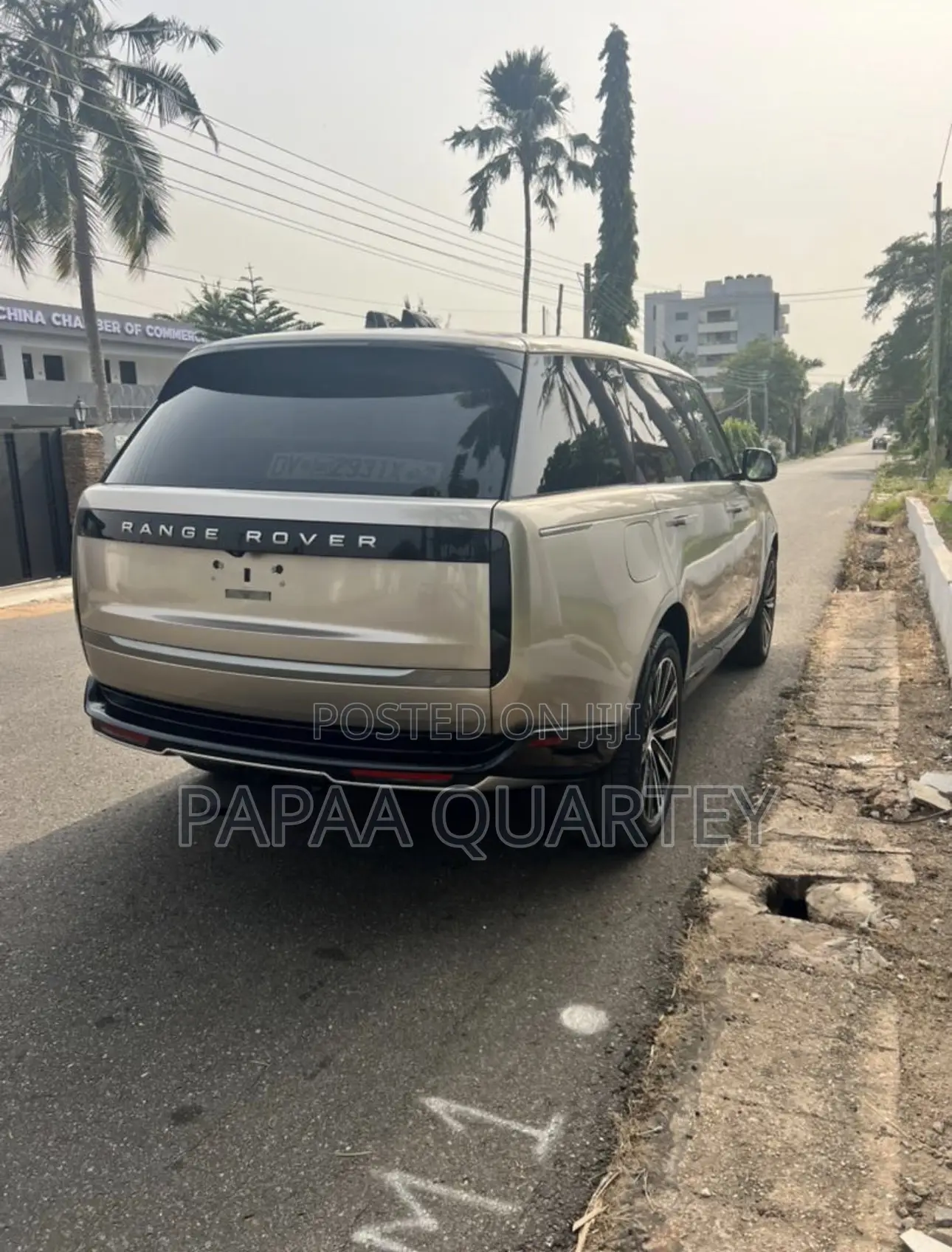 Land Rover Range Rover Autobiography 2024 Gold