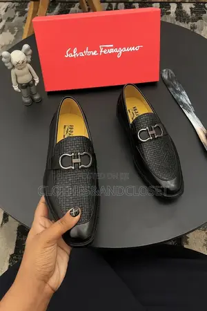 Ferragamo Men's Black Leather Loafer