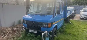 Mercedes Benz