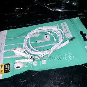 3.5mm Wired Earphones With Mic and Pause / Play Button