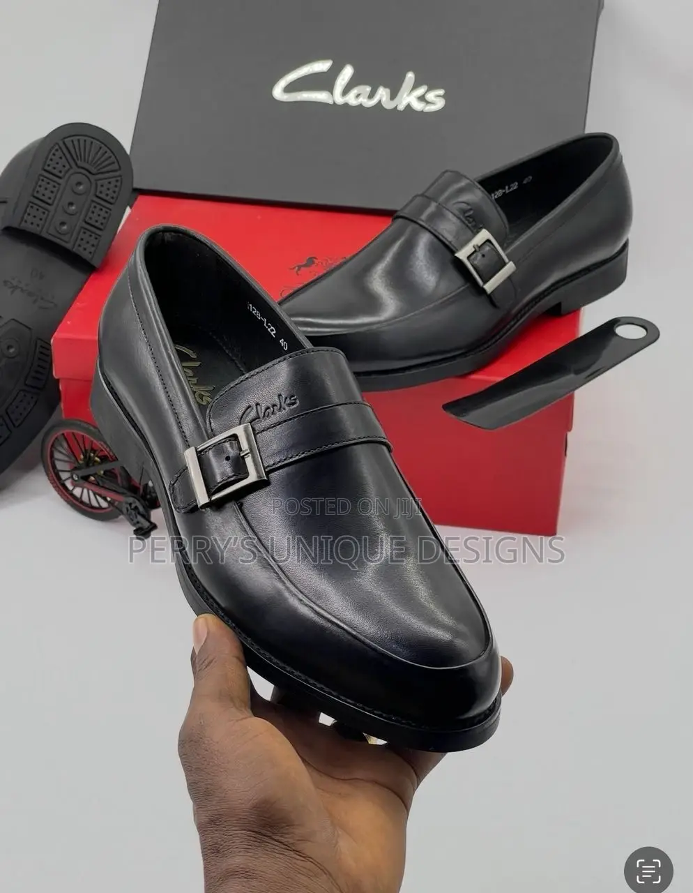 Elitestride Signature Black Leather Buckle Loafers