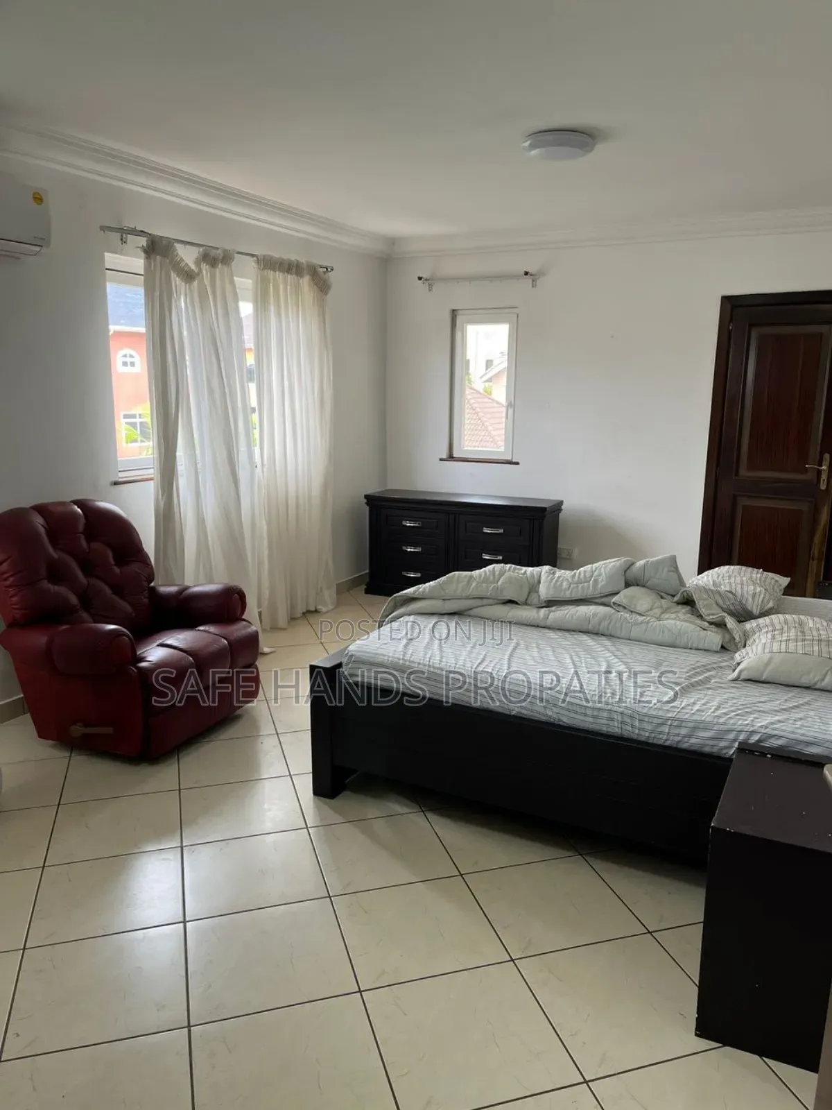 Furnished 5bdrm House in Accra Metropolitan for sale