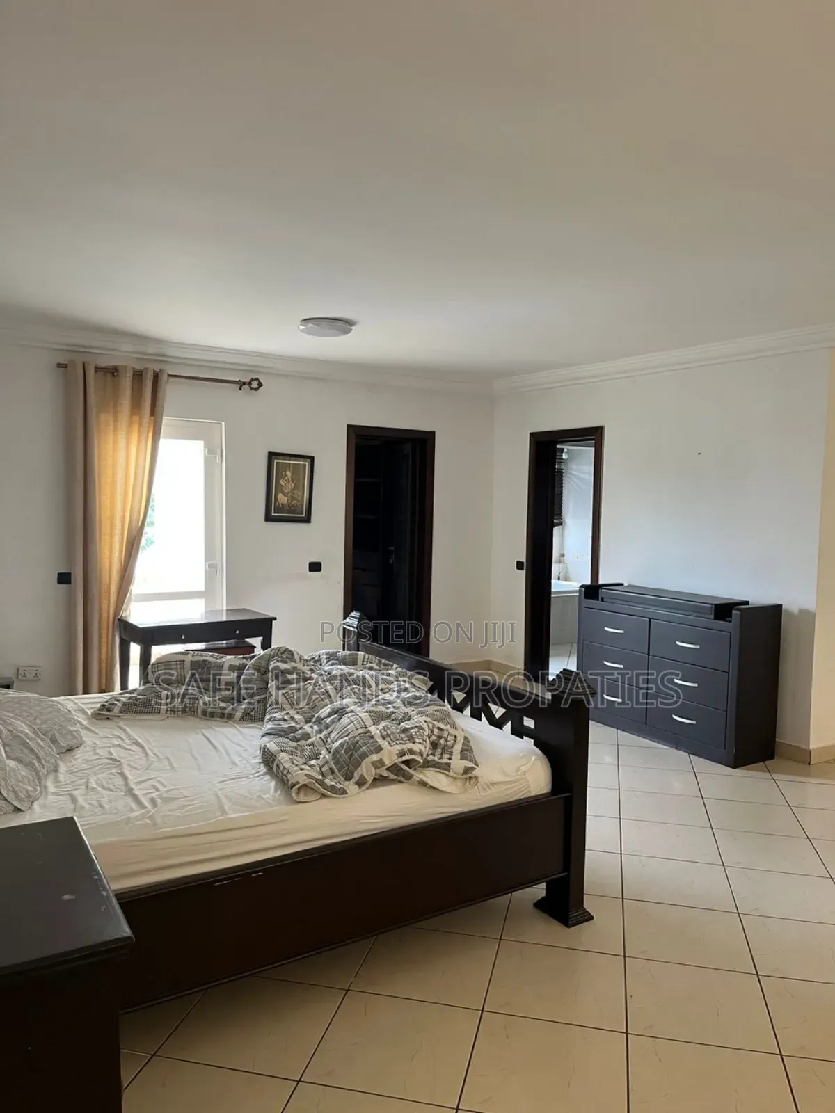 Furnished 5bdrm House in Accra Metropolitan for sale