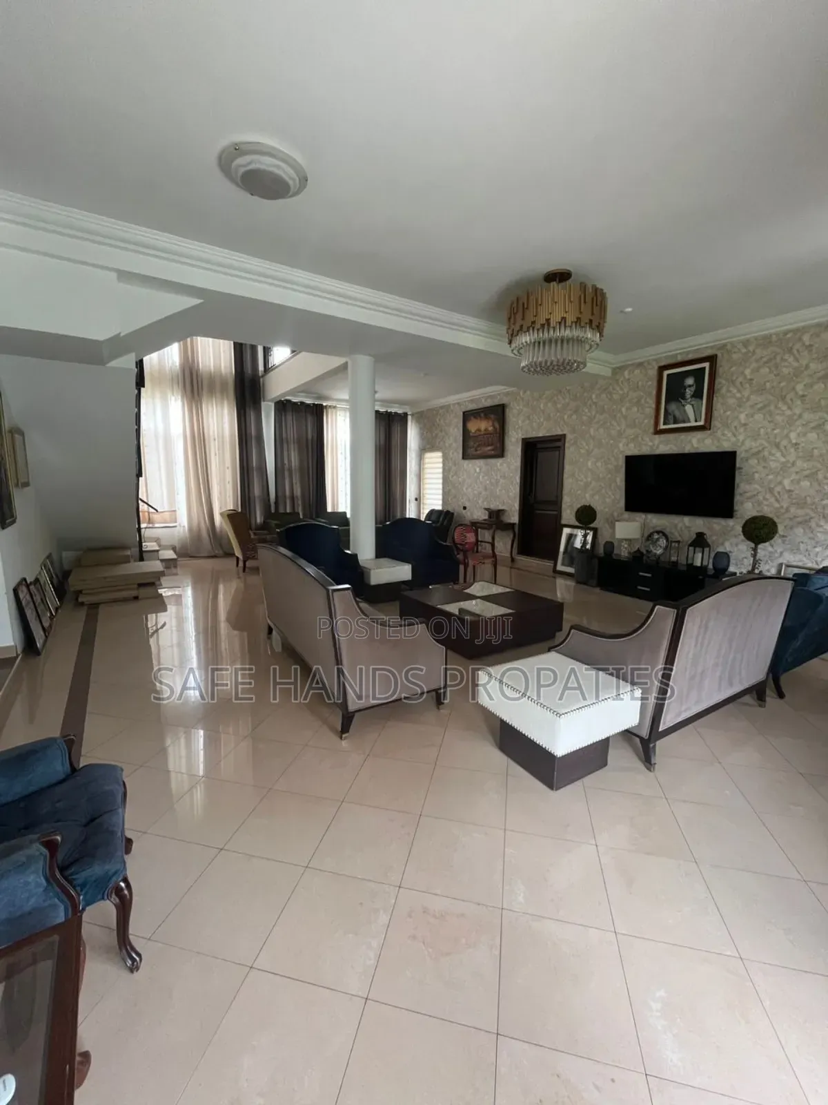 Furnished 5bdrm House in Accra Metropolitan for sale