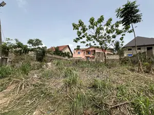 Full Plot With an Old Structure for Sale at Denkyemuoso Near Kwadaso
