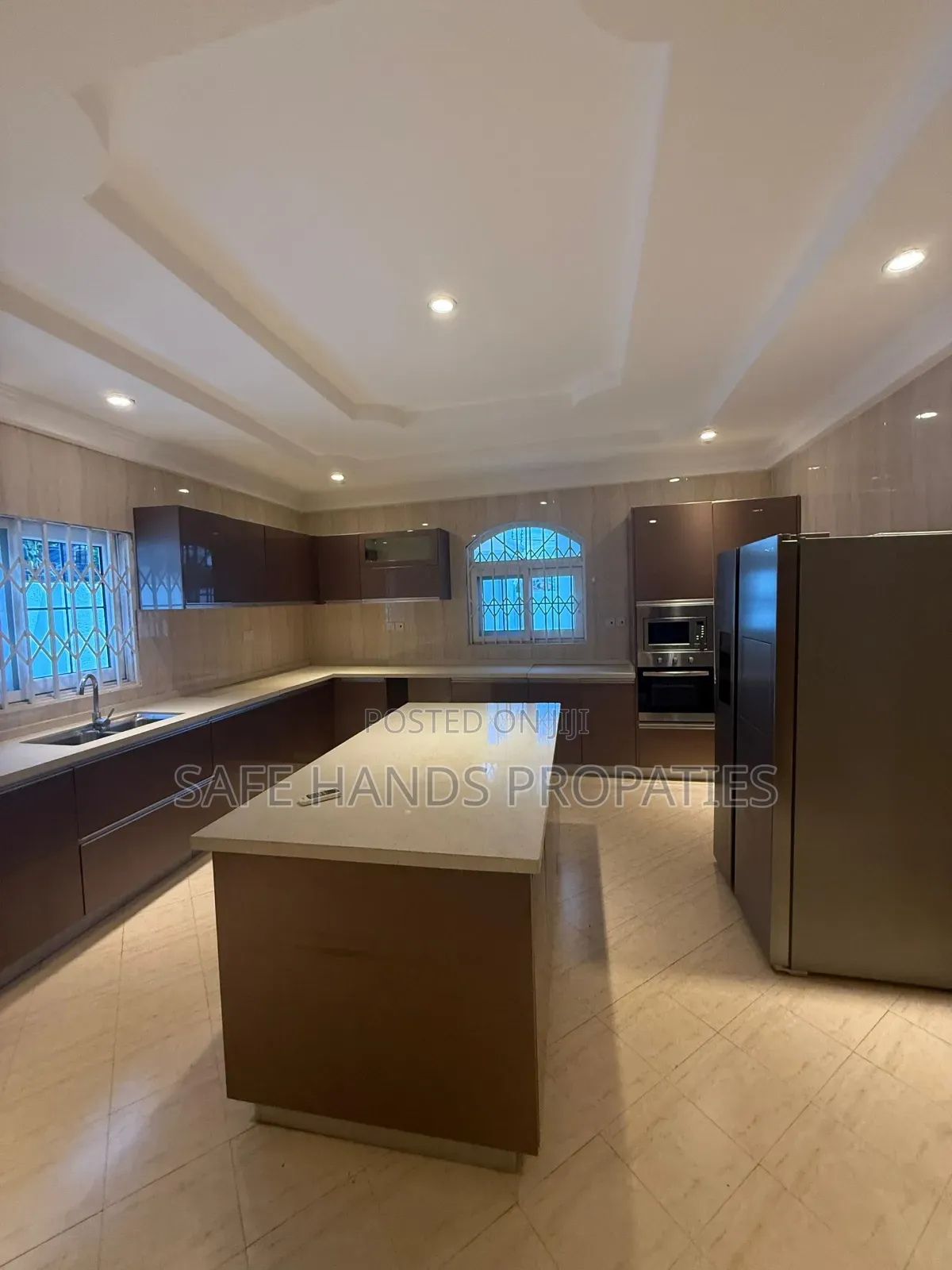 4bdrm House in Accra Metropolitan for rent