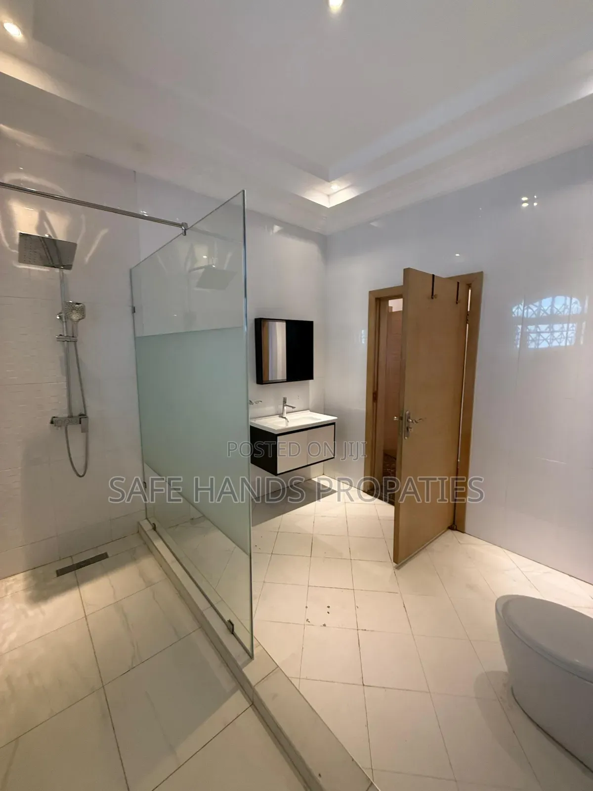 4bdrm House in Accra Metropolitan for rent
