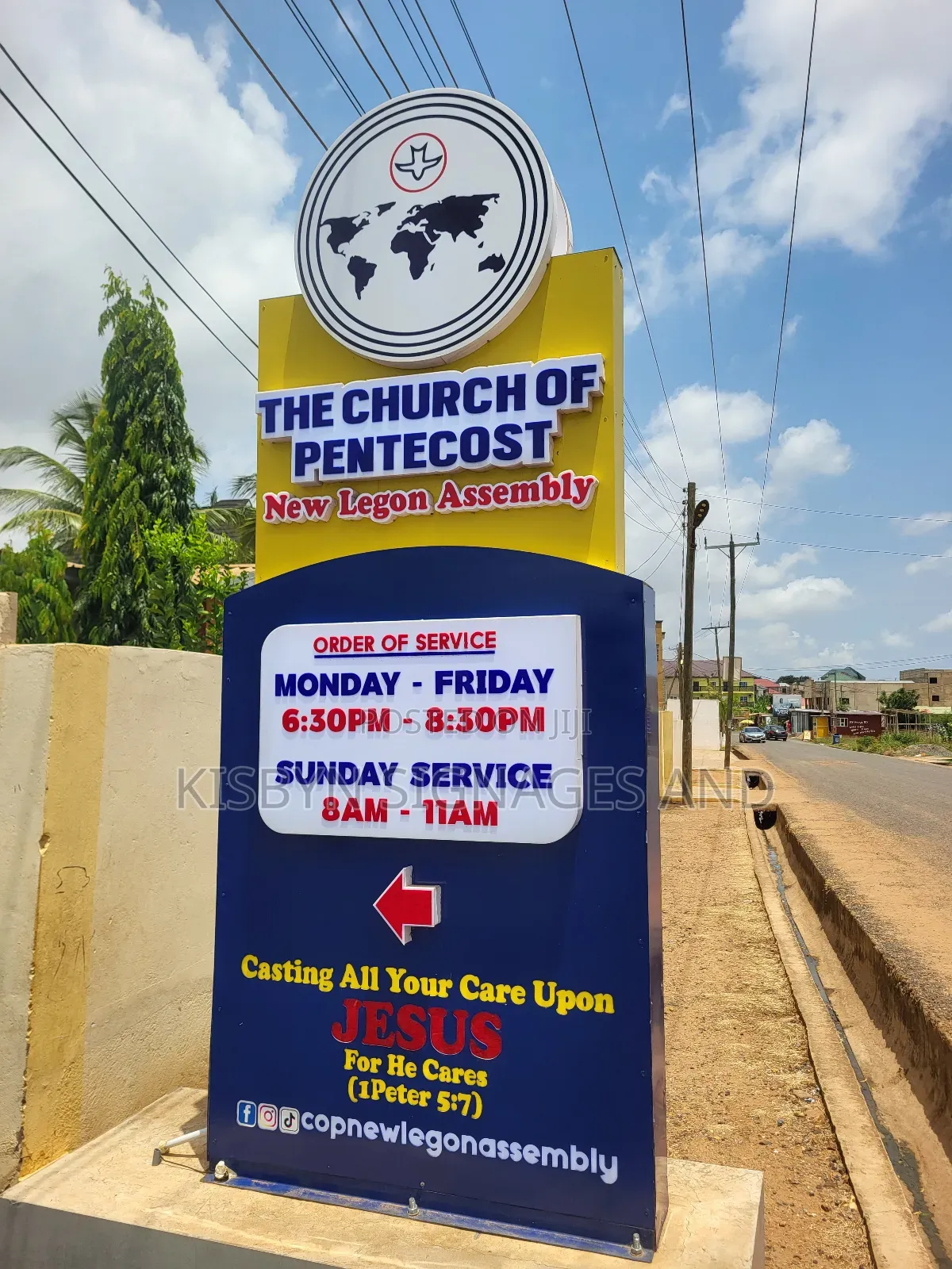 Professional Signage Branding That Attracts Customers