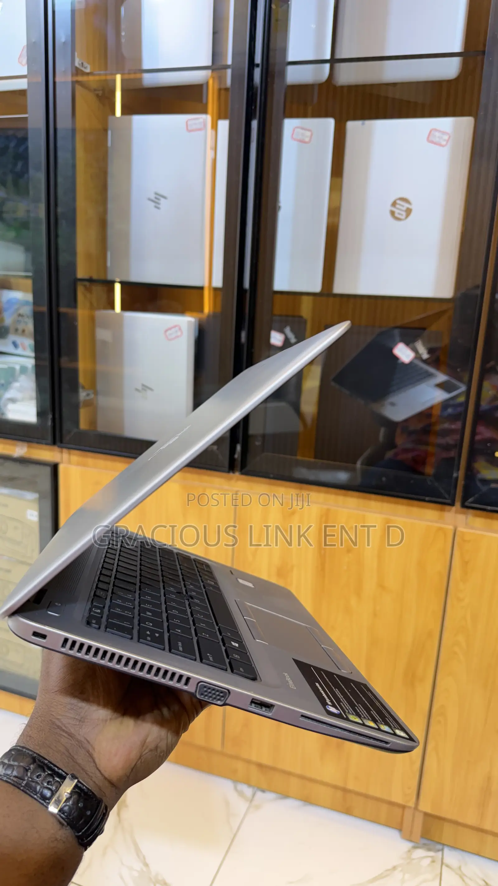 New Laptop HP EliteBook 840 G3 8GB Intel Core i7 SSD 256GB