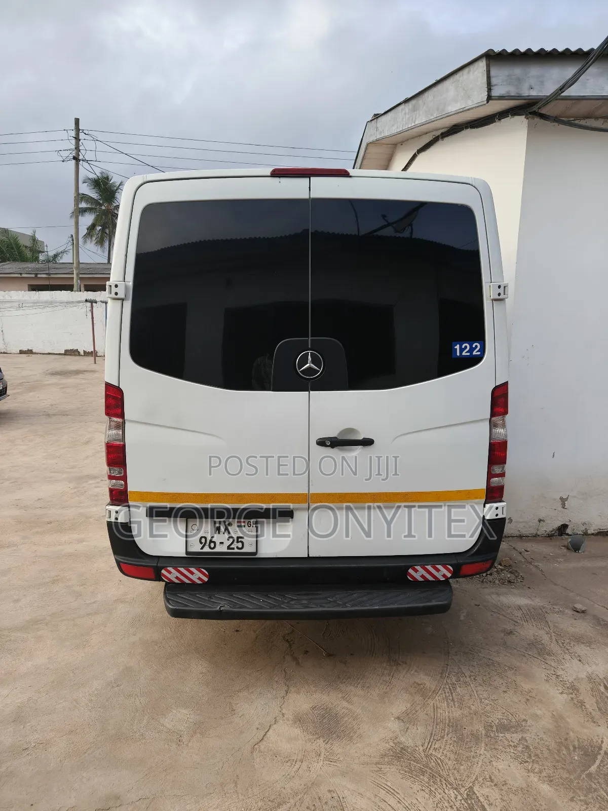 Mercedes-Benz Sprinter 2012 White