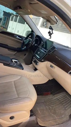 Mercedes-Benz GLS-Class 2018 White