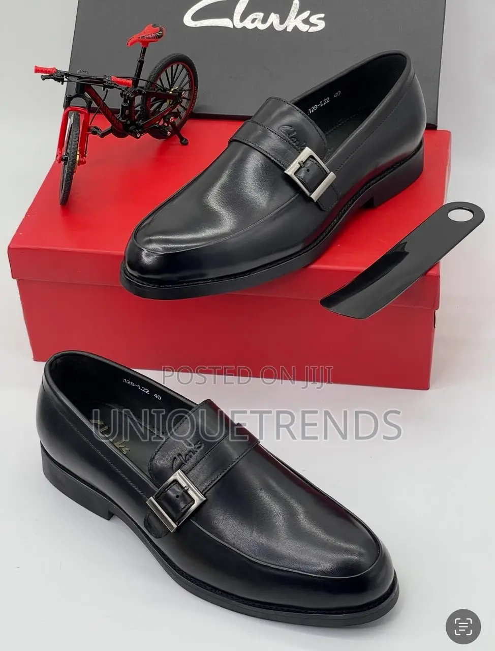 Clarks Executive Leather Loafers (Black Brown)