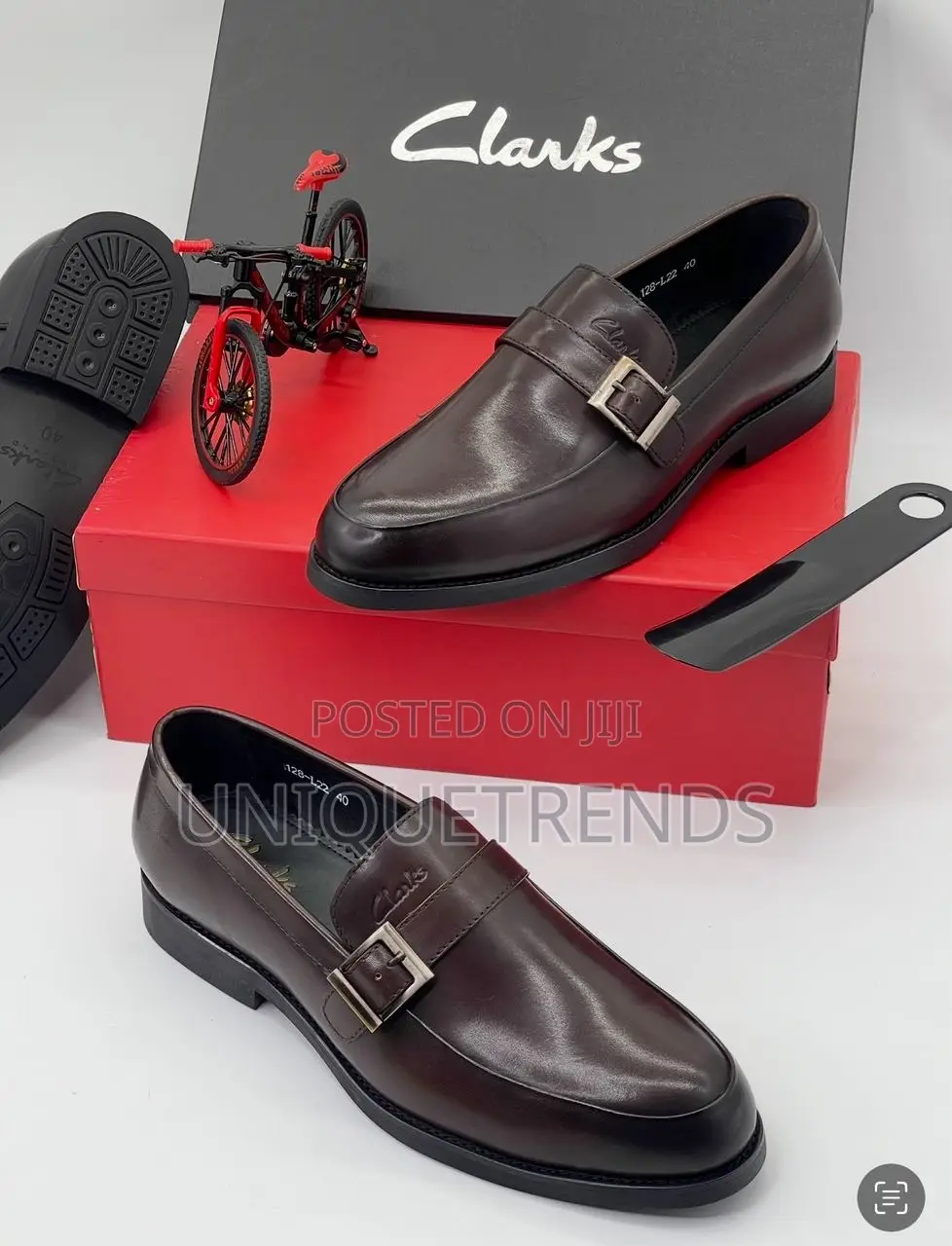 Clarks Executive Leather Loafers (Black Brown)