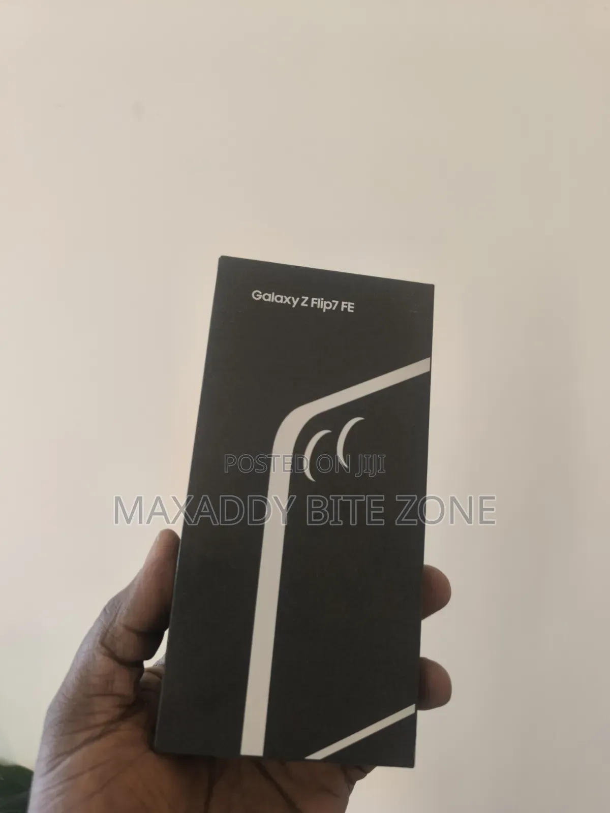 New Samsung Galaxy Z Flip7 FE 5G 128 GB Black