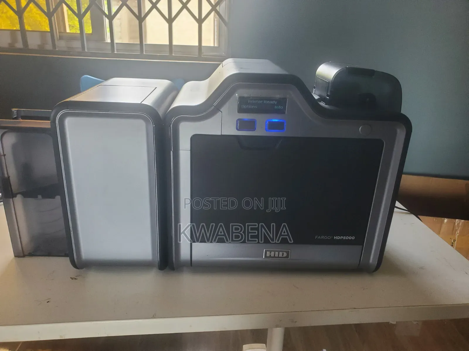 Fargo HDP 5000 Printer
