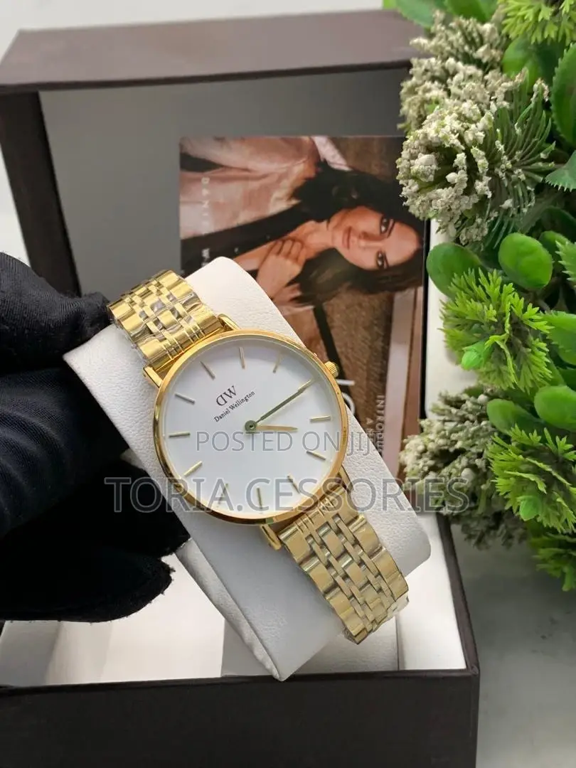 Daniel Wellington (Dw) Watch for Ladies