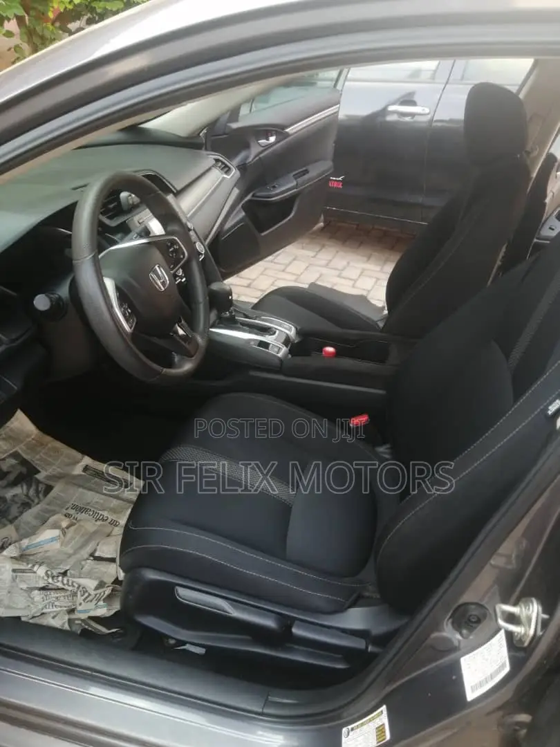 Honda Civic EX Sedan 2020 Gray