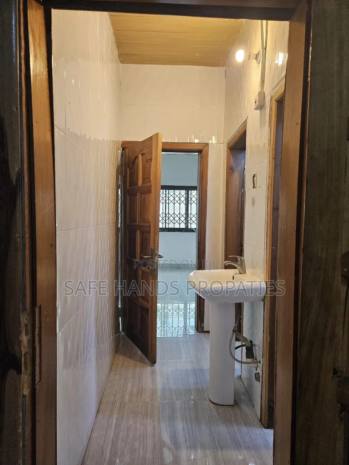 3bdrm House in Kelly Estate, Accra Metropolitan for rent
