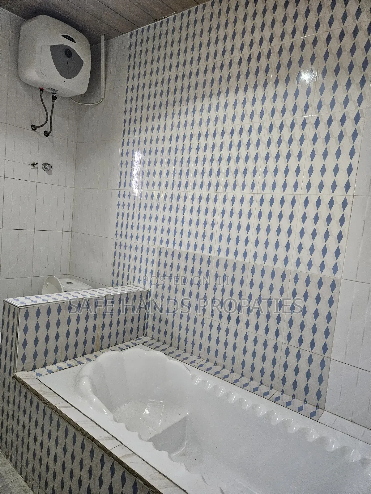 3bdrm House in Kelly Estate, Accra Metropolitan for rent