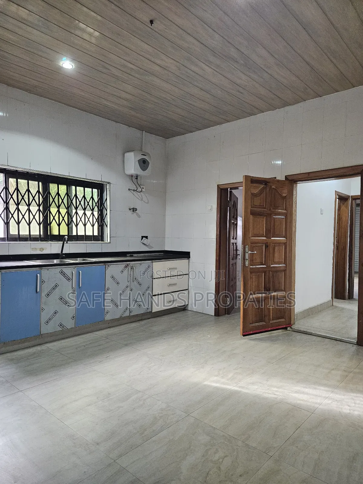 3bdrm House in Kelly Estate, Accra Metropolitan for rent
