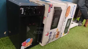 Eat Warm Microwaves Icona 20l Microwave Oven