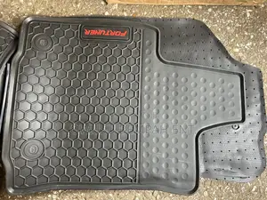 Toyota Fortuner Floor Mat