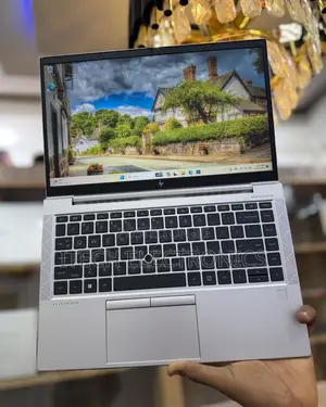 Laptop HP EliteBook 840 G8 16GB Intel Core i7 SSD 512GB