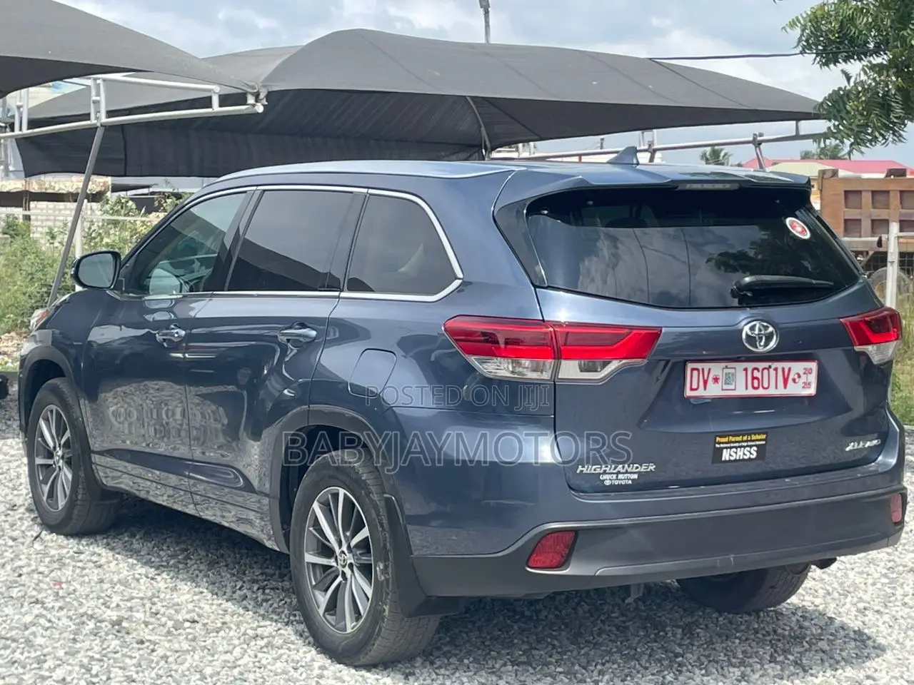 Toyota Highlander XLE 2019 Blue