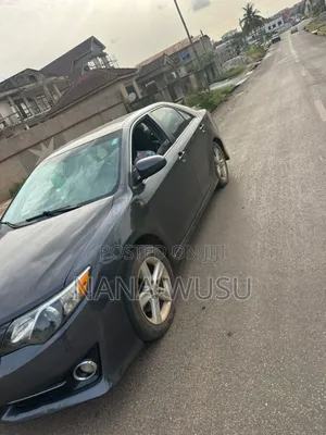 Toyota Camry 2012 Gray